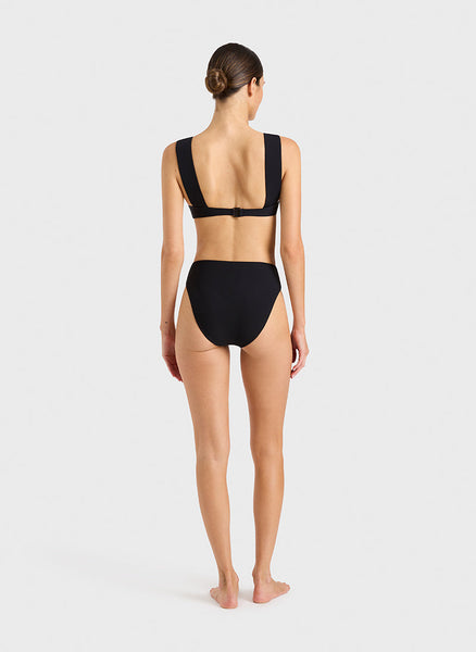 Elle swimwear store